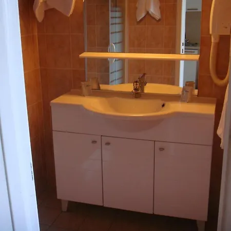 France Hoteliere Apartment *
