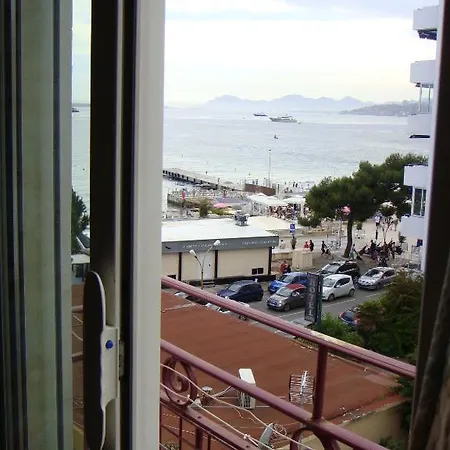 France Hoteliere Apartmán *
